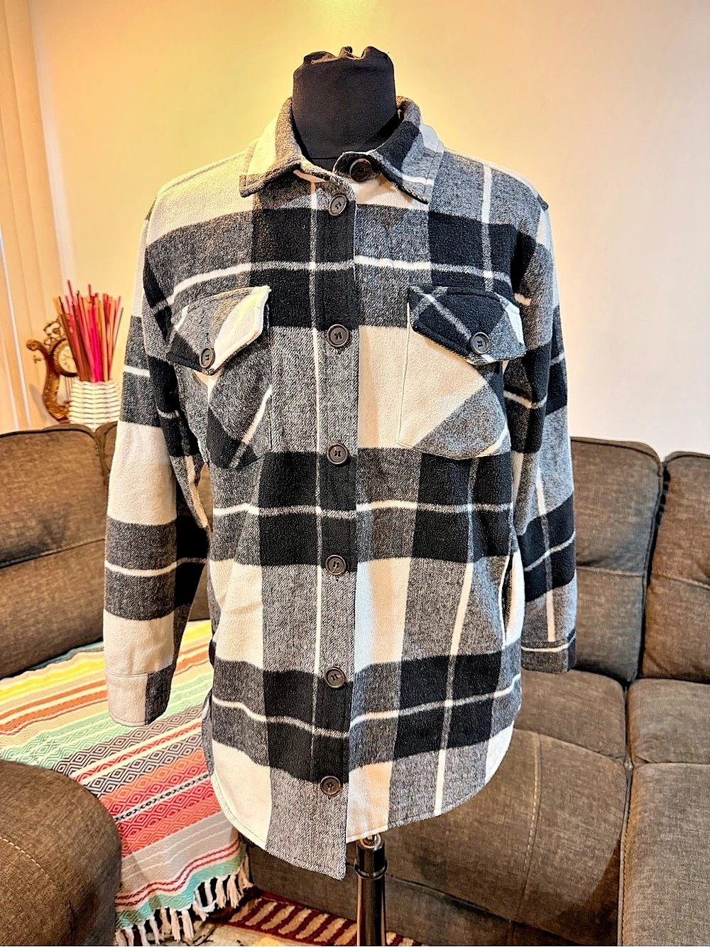 Thread & Supply Plaid Shirt Jacket in Black & White Size Medium Like New